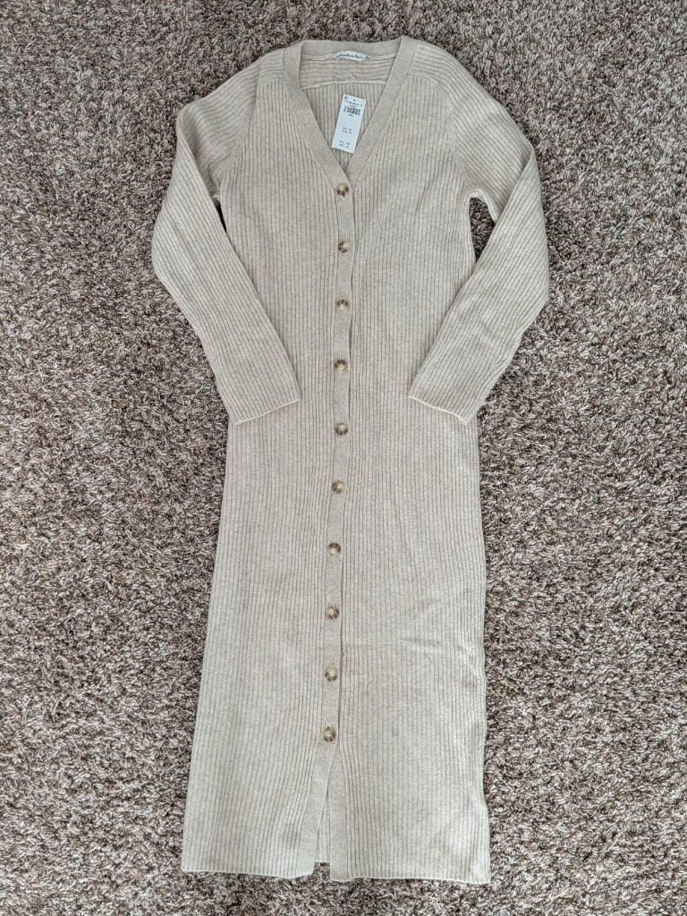 NWT Abercrombie & Fitch Long Button-Down Cardigan in Heather Cream/Tan